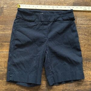 $5 bundle sale Hilary Radely Bermuda casual shorts size medium
